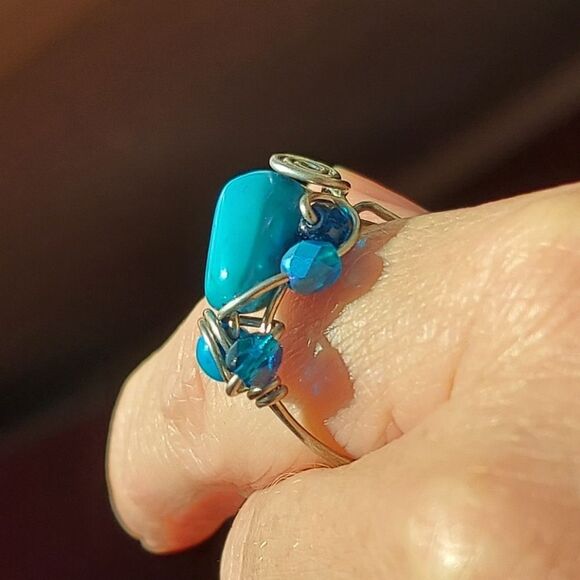 Handmade Turquoise & Blue Beaded Silver Wire Wrapped Ring Size 7.5 - Picture 8 of 11